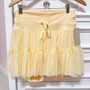NWT Popflex Pirouette Skort size Medium in color Buttercream